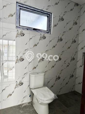 Siap Huni Rumah Mewah 4 Kamar di BSD Dekat ke Mana Pun Siap Huni Rumah Mewah 4 Kamar di BSD Dekat ke Mana Pun