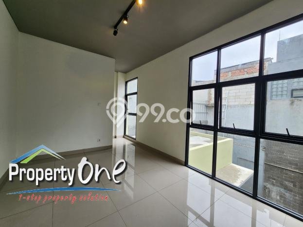 Dijual Rumah Elit Exclusive di BSD, Tangerang Selatan Dijual Rumah Elit Exclusive di BSD, Tangerang Selatan