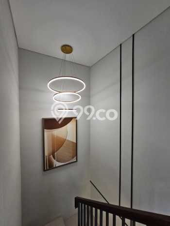 For Sale Rumah 3 Kamar Lokasi Ideal Nyaman dan Strategis di Serpong For Sale Rumah 3 Kamar Lokasi Ideal Nyaman dan Strategis di Serpong
