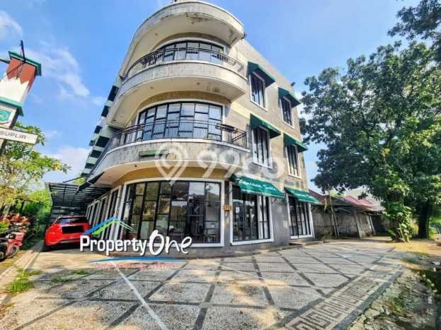Kost Dijual di BSD dengan 24 KT dan Luas 750m2 Kost Dijual di BSD dengan 24 KT dan Luas 750m2
