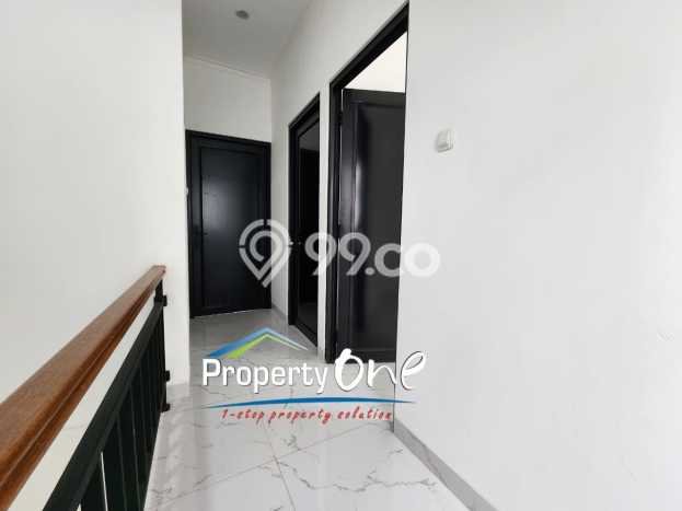 Rumah Strategis Modern Lb 148m2 di Serpong, Tangerang Selatan Rumah Strategis Modern Lb 148m2 di Serpong, Tangerang Selatan