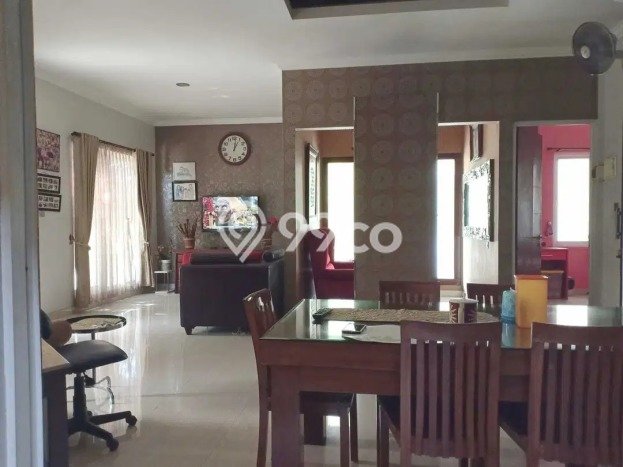 Hunian Eksklusif Dijual LT 203m2 di BSD, Tangerang Selatan Hunian Eksklusif Dijual LT 203m2 di BSD, Tangerang Selatan