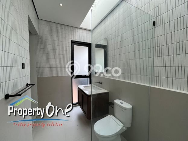 Best Deal Hunian Mewah Ideal dan Luas di BSD, Tangerang Selatan Best Deal Hunian Mewah Ideal dan Luas di BSD, Tangerang Selatan