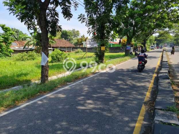 Lahan Strategis di Banguntapan Dijual dengan Luas 1886m2 Lahan Strategis di Banguntapan Dijual dengan Luas 1886m2