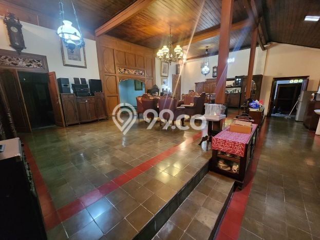 Siap Huni Rumah Mewah 8 Kamar di Kraton Dekat ke Mana Pun Siap Huni Rumah Mewah 8 Kamar di Kraton Dekat ke Mana Pun