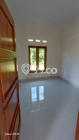 Rumah Modern Minimalis 2 KT Bisa Langsung Pindah di Ngemplak Rumah Modern Minimalis 2 KT Bisa Langsung Pindah di Ngemplak