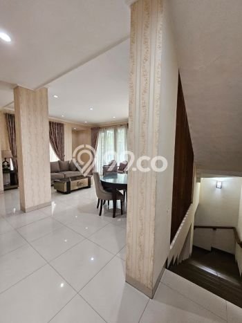 Dijual Rumah Luas Elegan Dengan View Cantik di Kemang, Jakarta Selatan Dijual Rumah Luas Elegan Dengan View Cantik di Kemang, Jakarta Selatan