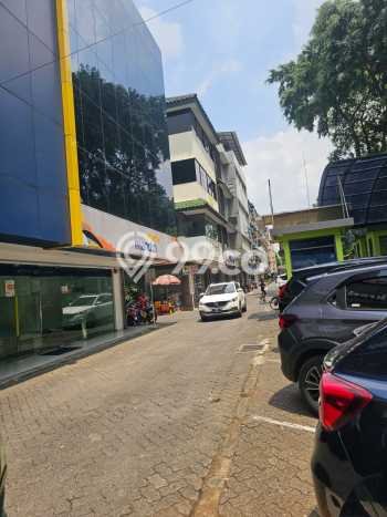 Area Ramai! Ruko Dijual di Kebayoran Baru untuk Bisnis Luas Bangunan 257m2 Area Ramai! Ruko Dijual di Kebayoran Baru untuk Bisnis Luas Bangunan 257m2
