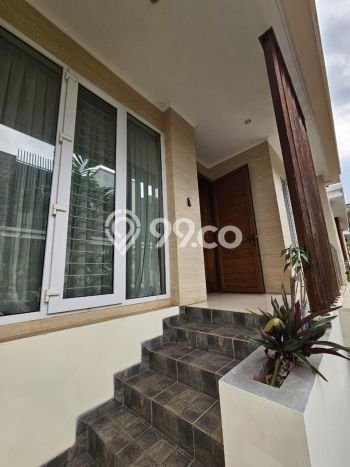 Dijual Rumah Luas Elegan Dengan View Cantik di Kemang, Jakarta Selatan Dijual Rumah Luas Elegan Dengan View Cantik di Kemang, Jakarta Selatan