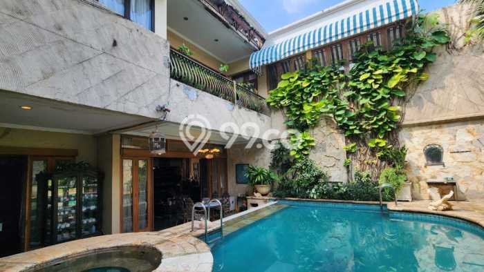 Hunian Elit LB 1200m2 Siap Pakai Desain Elegan di Senayan, Jakarta Pusat Hunian Elit LB 1200m2 Siap Pakai Desain Elegan di Senayan, Jakarta Pusat