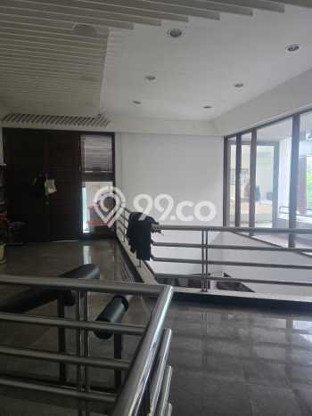 Hunian Eksklusif Dijual LT 765m2 di Kebayoran Baru, Jakarta Selatan Hunian Eksklusif Dijual LT 765m2 di Kebayoran Baru, Jakarta Selatan