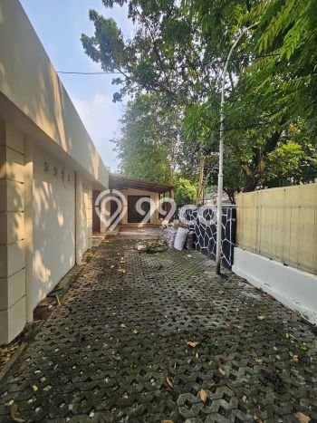 Ready to Use! Premium House LT 655m2 Desain Elegan di Radio Dalam Ready to Use! Premium House LT 655m2 Desain Elegan di Radio Dalam