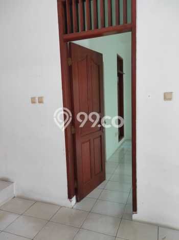 Siap Huni Rumah Mewah 5 Kamar di Kebayoran Baru Dekat ke Mana Pun Siap Huni Rumah Mewah 5 Kamar di Kebayoran Baru Dekat ke Mana Pun