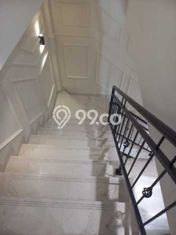 Ruko Dijual di Kawasan Kebayoran Lama, Jakarta Selatan Harga Kompetitif Ruko Dijual di Kawasan Kebayoran Lama, Jakarta Selatan Harga Kompetitif