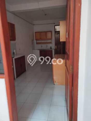 Siap Huni Rumah Mewah 5 Kamar di Kebayoran Baru Dekat ke Mana Pun Siap Huni Rumah Mewah 5 Kamar di Kebayoran Baru Dekat ke Mana Pun