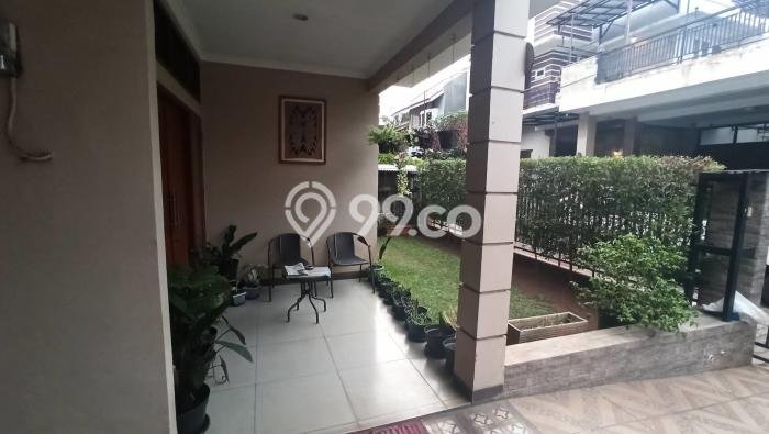 For Sale! Luxury House LT 241m2 Desain Modern di Sektor 4 - Bintaro For Sale! Luxury House LT 241m2 Desain Modern di Sektor 4 - Bintaro