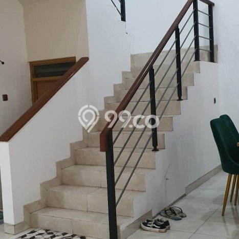 Rumah Elit LB 400m2 Siap Pakai Desain Elegan di Kota Wisata, Bogor Rumah Elit LB 400m2 Siap Pakai Desain Elegan di Kota Wisata, Bogor