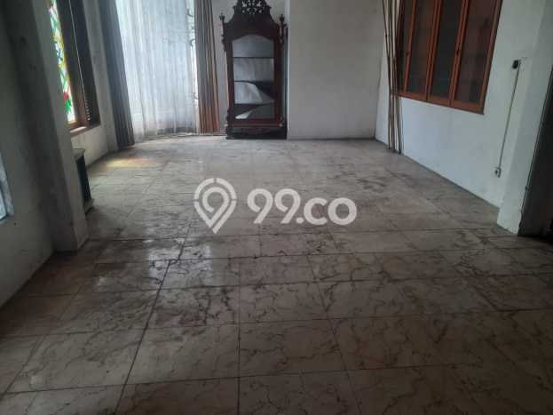 Ready to Use! Premium House LT 500m2 Desain Modern di Warung Buncit Ready to Use! Premium House LT 500m2 Desain Modern di Warung Buncit