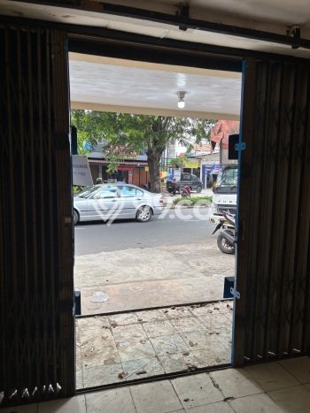 Disewakan Ruko di Kawasan Ramai Buaran Luas 36m2 Disewakan Ruko di Kawasan Ramai Buaran Luas 36m2