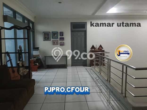 Dijual Rumah Luas Elegan Dengan View Eksklusif di Harapan Indah, Bekasi Dijual Rumah Luas Elegan Dengan View Eksklusif di Harapan Indah, Bekasi