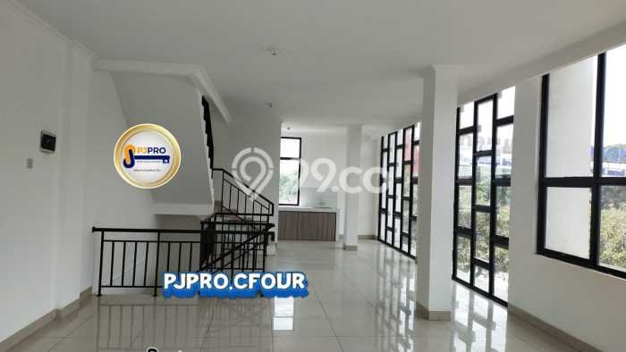 Unit Ruko Dijual di Jakarta Utara LT 65m2 & LB 180m2 Unit Ruko Dijual di Jakarta Utara LT 65m2 & LB 180m2