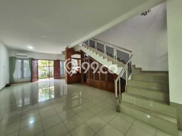Hunian Mewah LB 288m2 Siap Pakai Desain Elegan di Sunter, Jakarta Utara Hunian Mewah LB 288m2 Siap Pakai Desain Elegan di Sunter, Jakarta Utara