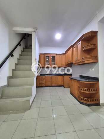 Hunian Mewah LB 288m2 Siap Pakai Desain Elegan di Sunter, Jakarta Utara Hunian Mewah LB 288m2 Siap Pakai Desain Elegan di Sunter, Jakarta Utara