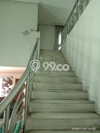 Ready to Use! Luxury House LT 372m2 Desain Modern di Cideng Ready to Use! Luxury House LT 372m2 Desain Modern di Cideng