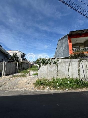 Tanah Dijual Lokasi Strategis di Jakarta Barat dengan Luas 305m2 Tanah Dijual Lokasi Strategis di Jakarta Barat dengan Luas 305m2