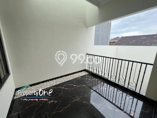Dijual Rumah Premium dengan Fasilitas Sekitar Lengkap di BSD, Tangerang Selatan Dijual Rumah Premium dengan Fasilitas Sekitar Lengkap di BSD, Tangerang Selatan