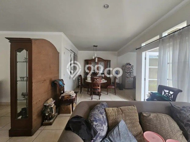 Dijual Rumah Premium dengan Fasilitas Sekitar Lengkap di BSD, Tangerang Selatan Dijual Rumah Premium dengan Fasilitas Sekitar Lengkap di BSD, Tangerang Selatan
