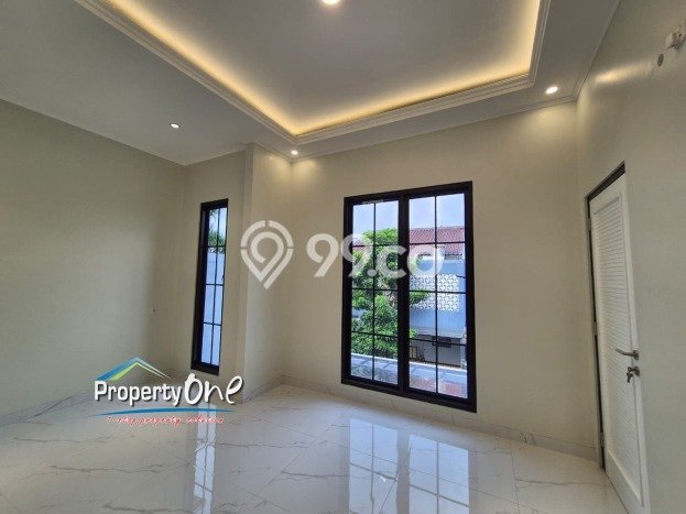 For Sale Rumah Mewah Exclusive di BSD, Tangerang Selatan For Sale Rumah Mewah Exclusive di BSD, Tangerang Selatan