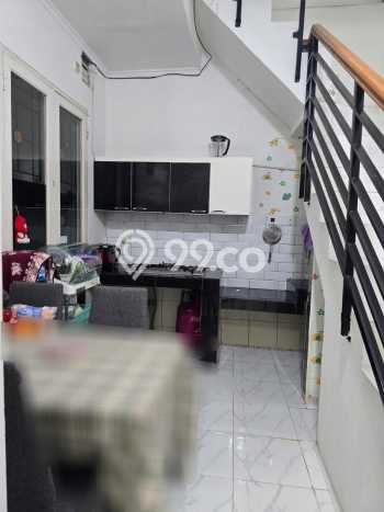 Jual Rumah Strategis Bagus Punya 2 KT di BSD Tangerang Selatan SHM Jual Rumah Strategis Bagus Punya 2 KT di BSD Tangerang Selatan SHM