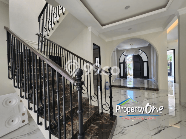 For Sale Rumah Mewah Exclusive di BSD, Tangerang Selatan For Sale Rumah Mewah Exclusive di BSD, Tangerang Selatan