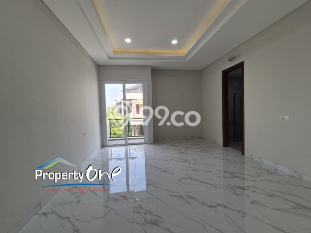 Rumah Mewah LB 225m2 Siap Pakai Desain Elegan di BSD City, Tangerang Rumah Mewah LB 225m2 Siap Pakai Desain Elegan di BSD City, Tangerang