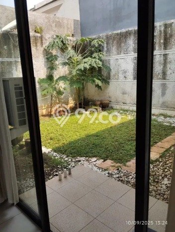 For Sale Rumah Mewah Exclusive di BSD, Tangerang Selatan For Sale Rumah Mewah Exclusive di BSD, Tangerang Selatan