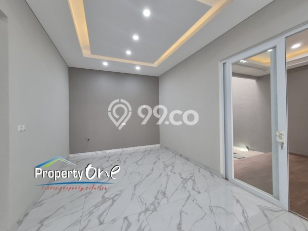 Rumah Mewah LB 225m2 Siap Pakai Desain Elegan di BSD City, Tangerang Rumah Mewah LB 225m2 Siap Pakai Desain Elegan di BSD City, Tangerang