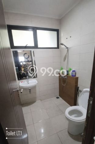 Rumah Mewah Dijual LT 144m2 di BSD, Tangerang Selatan Rumah Mewah Dijual LT 144m2 di BSD, Tangerang Selatan