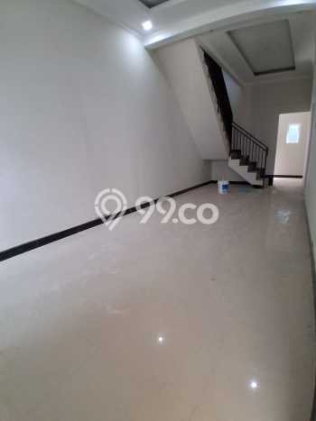 Rumah Strategis Minimalis Lb 110m2 di Cinere, Depok Rumah Strategis Minimalis Lb 110m2 di Cinere, Depok