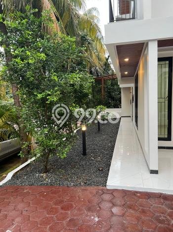 For Sale! Luxury House LT 197m2 Desain Elegan di Harjamukti For Sale! Luxury House LT 197m2 Desain Elegan di Harjamukti