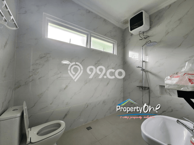 Hunian Mewah Dijual LT 300m2 di BSD, Tangerang Selatan Hunian Mewah Dijual LT 300m2 di BSD, Tangerang Selatan