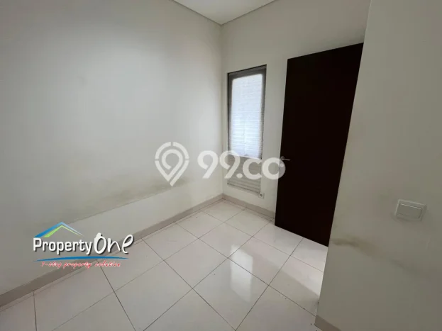 Jual Rumah Bagus Siap Huni LB 82m2 di BSD, Tangerang Selatan Jual Rumah Bagus Siap Huni LB 82m2 di BSD, Tangerang Selatan