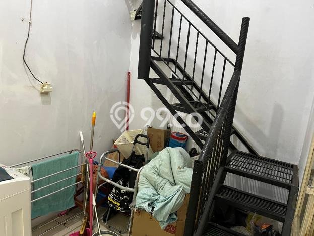 Rumah Modern Minimalis 2 Kamar Bisa Langsung Pindah di Serpong Utara Rumah Modern Minimalis 2 Kamar Bisa Langsung Pindah di Serpong Utara