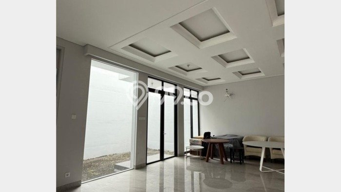 Hunian Elit LB 411m2 Siap Huni Desain Elegan di Pakuwon City, Surabaya Hunian Elit LB 411m2 Siap Huni Desain Elegan di Pakuwon City, Surabaya