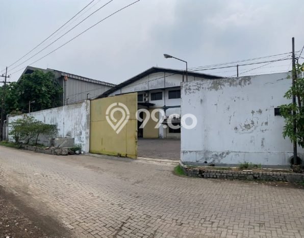 Gudang Bagus Dijual LB 2500m2 Lokasi Strategis Surabaya Area Cocok untuk Berbisnis Gudang Bagus Dijual LB 2500m2 Lokasi Strategis Surabaya Area Cocok untuk Berbisnis