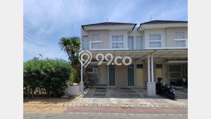 Rumah Modern 3 KT di Pakuwon City Surabaya Unfurnished Rumah Modern 3 KT di Pakuwon City Surabaya Unfurnished