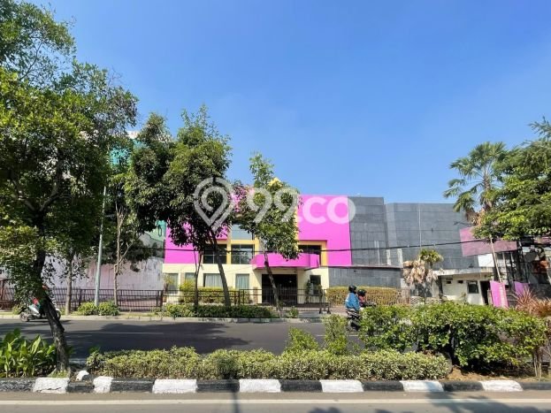 Lokasi Strategis! Dijual Komersial Bisnis di Genteng, Surabaya Kondisi Baik Lokasi Strategis! Dijual Komersial Bisnis di Genteng, Surabaya Kondisi Baik