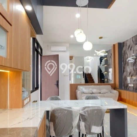 Jual Rumah Eksklusif 3 KT di Lebak Bulus, Jakarta Selatan Jual Rumah Eksklusif 3 KT di Lebak Bulus, Jakarta Selatan
