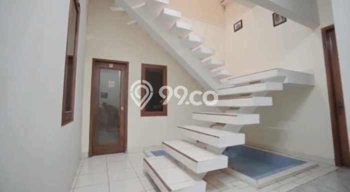 For Sale! Premium House LT 312m2 Desain Modern di Senopati For Sale! Premium House LT 312m2 Desain Modern di Senopati