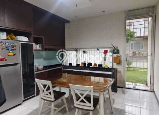 Ready to Use! Premium House LT 221m2 Desain Modern di Taman Kopo Indah Ready to Use! Premium House LT 221m2 Desain Modern di Taman Kopo Indah